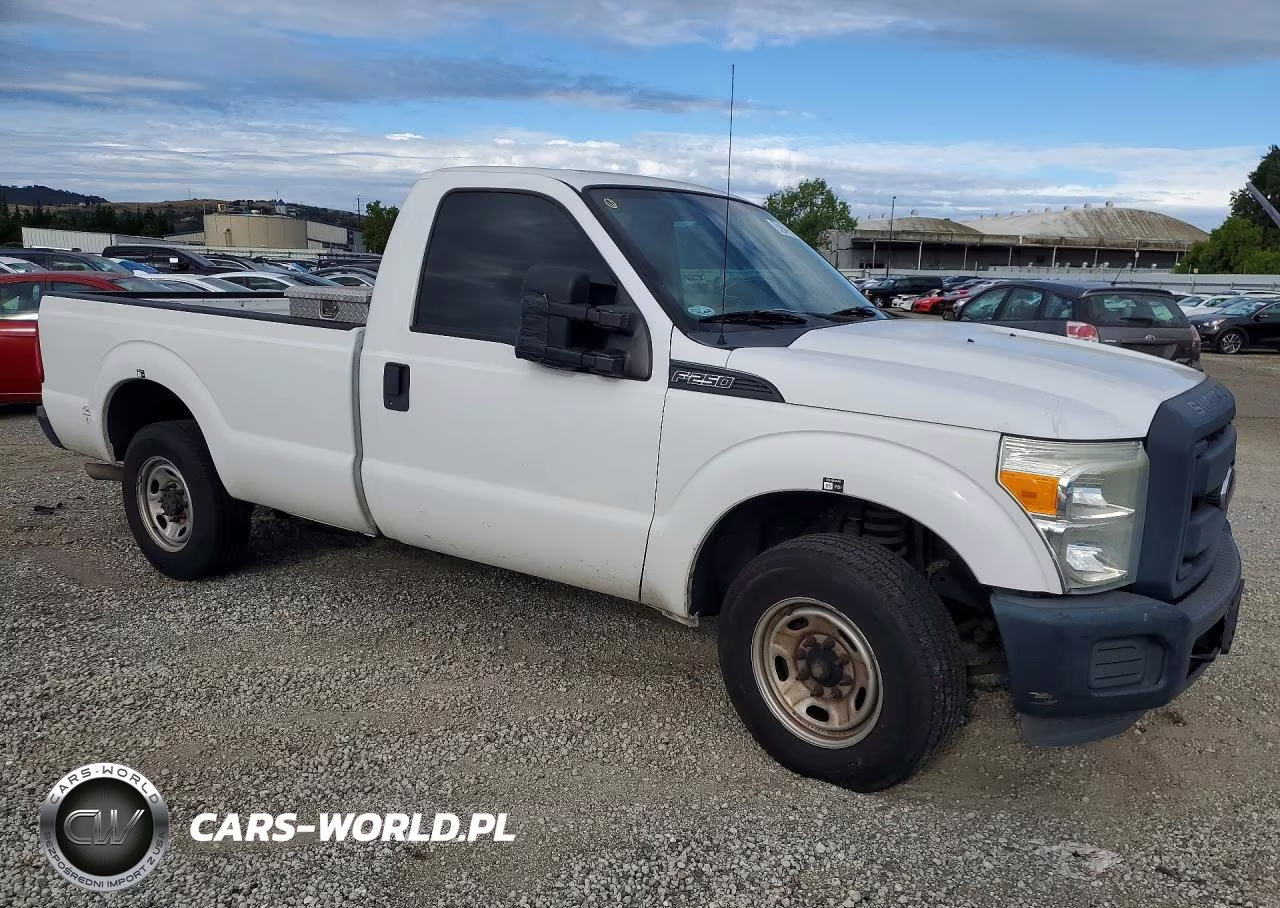 2013 Ford F250 Super Duty VIN:1FTBF2A66DEB82253 - 4