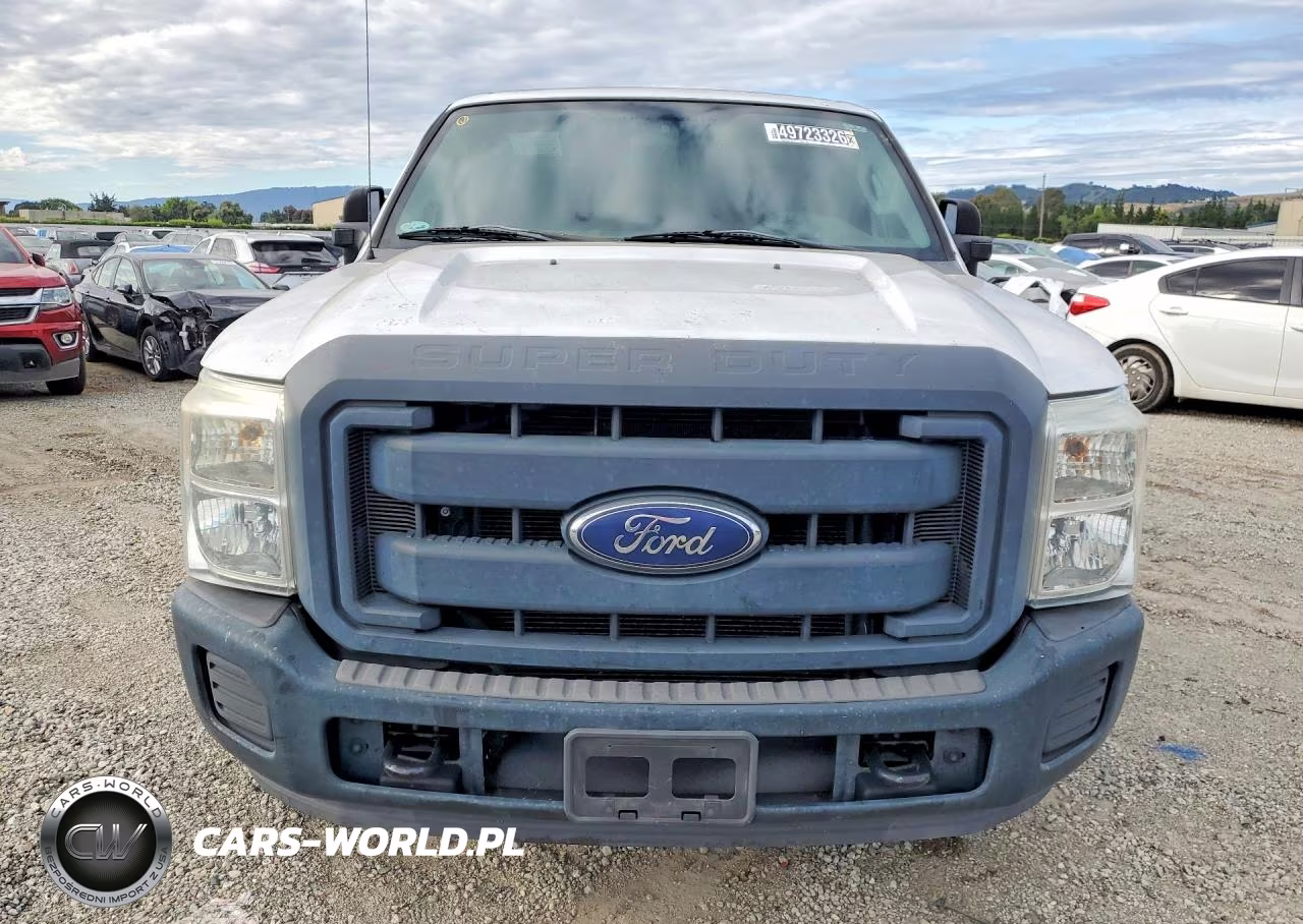 2013 Ford F250 Super Duty VIN:1FTBF2A66DEB82253 - 5
