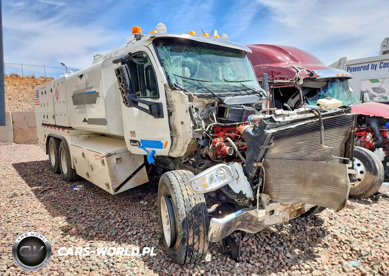 2019 Peterbilt 567 Fuel - Lube Truck