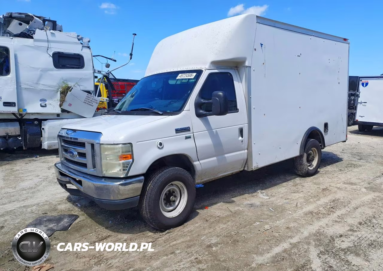 2013 Ford E350 Delivery Truck