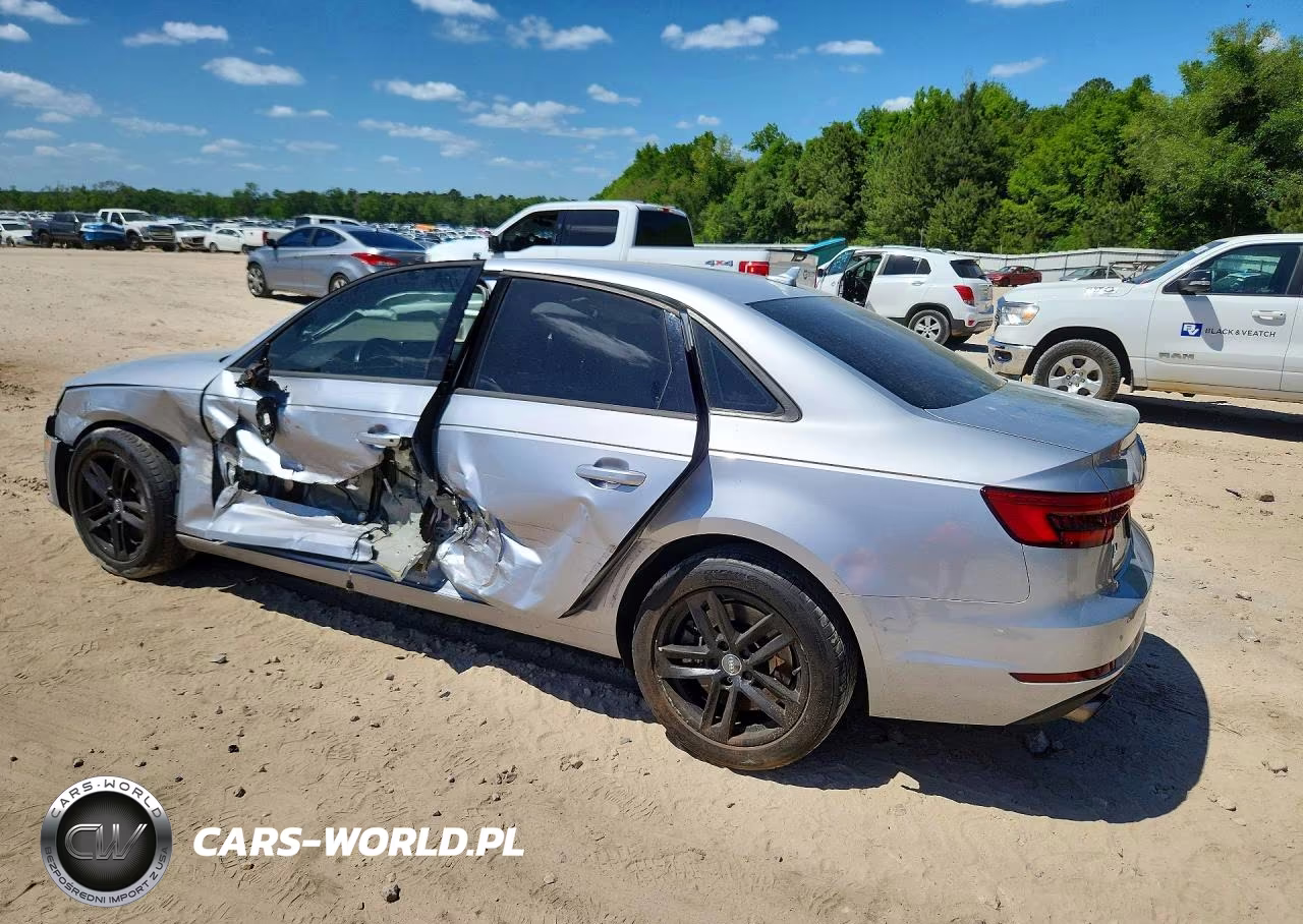 2017 Audi A4 Premium VIN:WAUANAF43HN029705 - 2