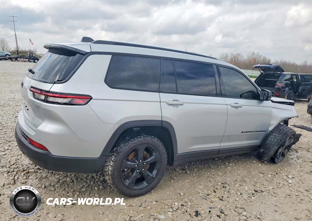 2023 Jeep Grand Cherokee L Laredo VIN:1C4RJKAG1P8871898 - 3