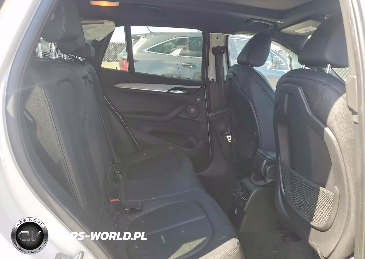2017 BMW X1 Sdrive28I VIN:WBXHU7C32HSH37551 - 11