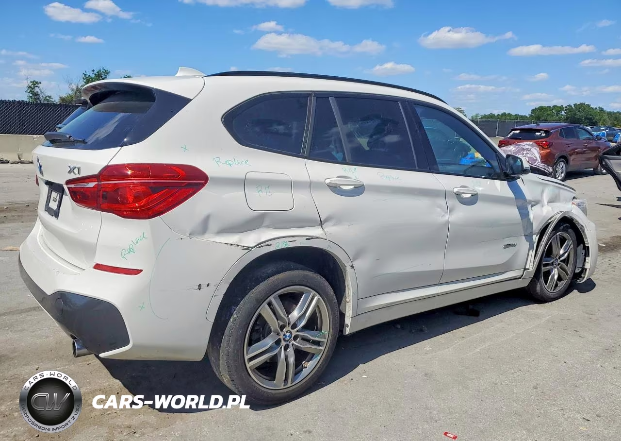 2017 BMW X1 Sdrive28I VIN:WBXHU7C32HSH37551 - 3