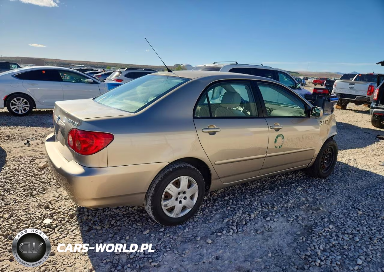2008 Toyota Corolla Le VIN:1NXBR32E28Z978749 - 3