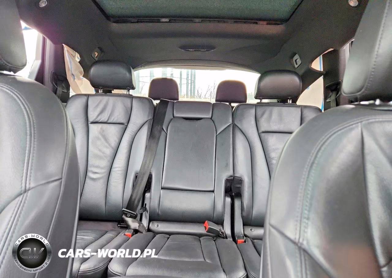 2017 Audi Q7 Premium Plus VIN:WA1LHAF76HD046897 - 10