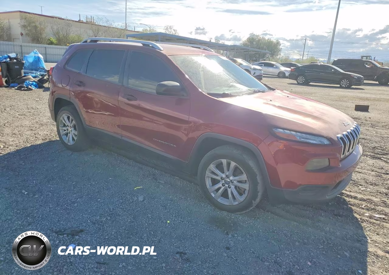 2015 Jeep Cherokee Sport VIN:1C4PJLAB0FW689315 - 4