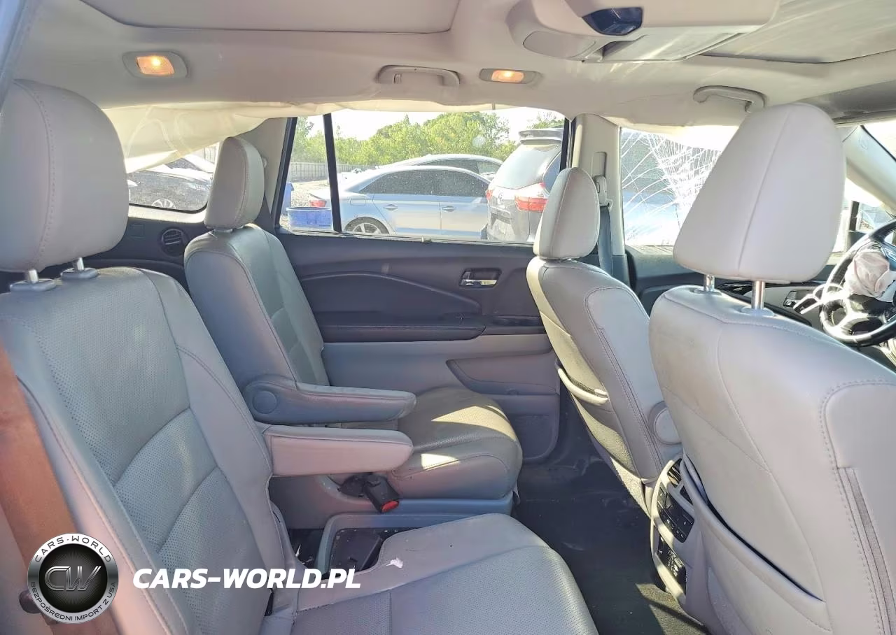 2019 Honda Pilot Elite VIN:5FNYF6H02KB065493 - 11