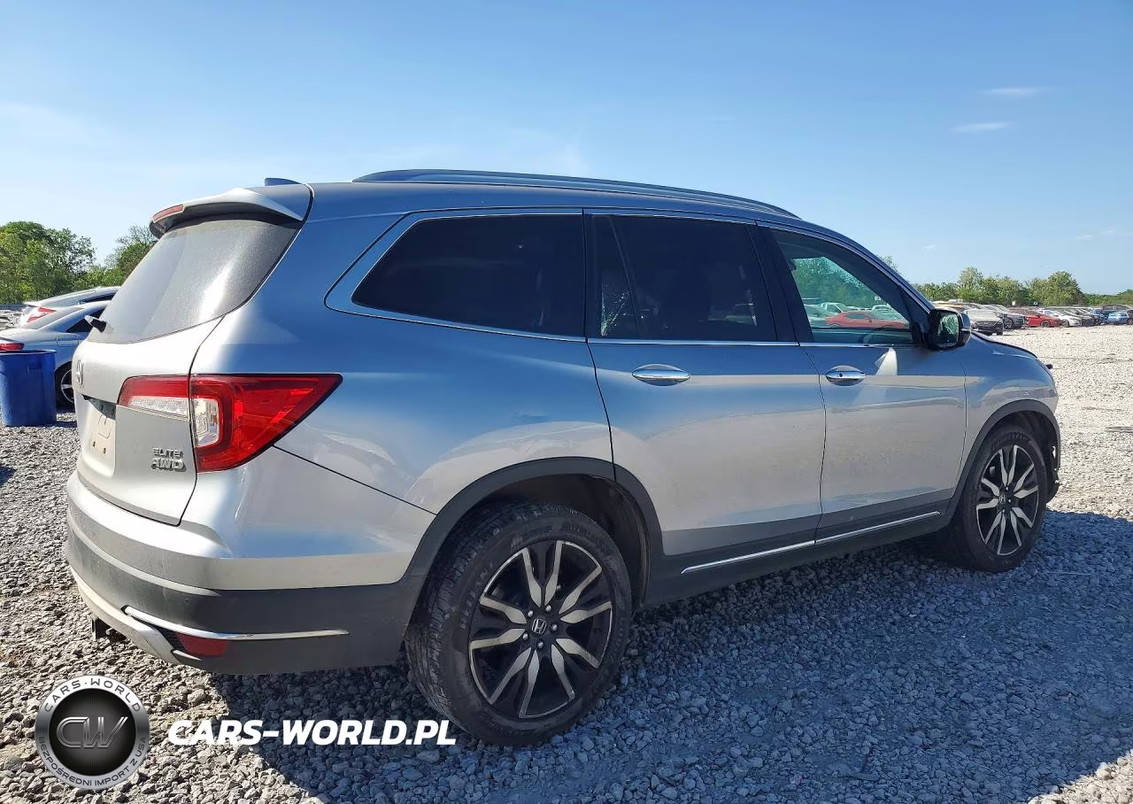 2019 Honda Pilot Elite VIN:5FNYF6H02KB065493 - 3