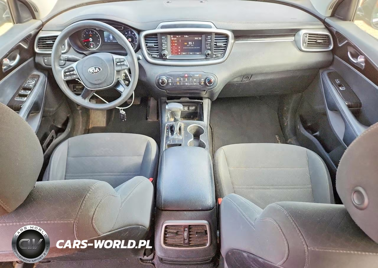 2019 Kia Sorento L VIN:5XYPG4A3XKG583815 - 8