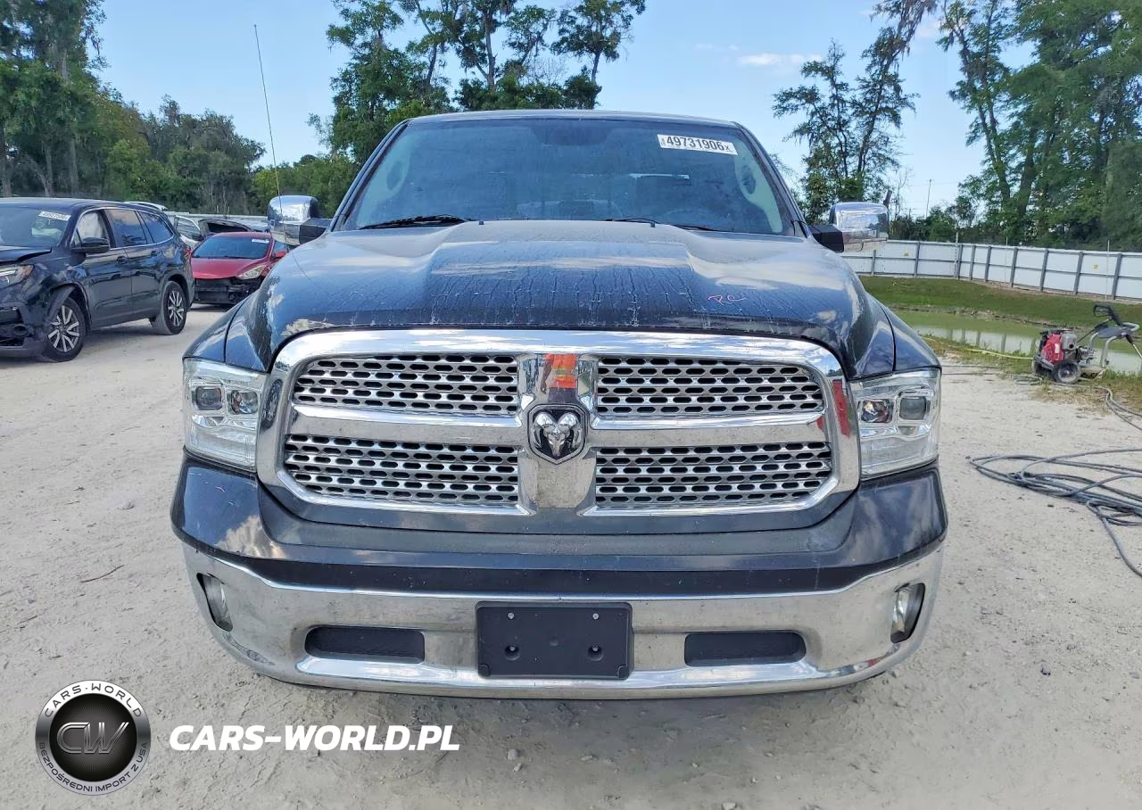 2015 Ram 1500 Laramie VIN:1C6RR6NM7FS715003 - 5