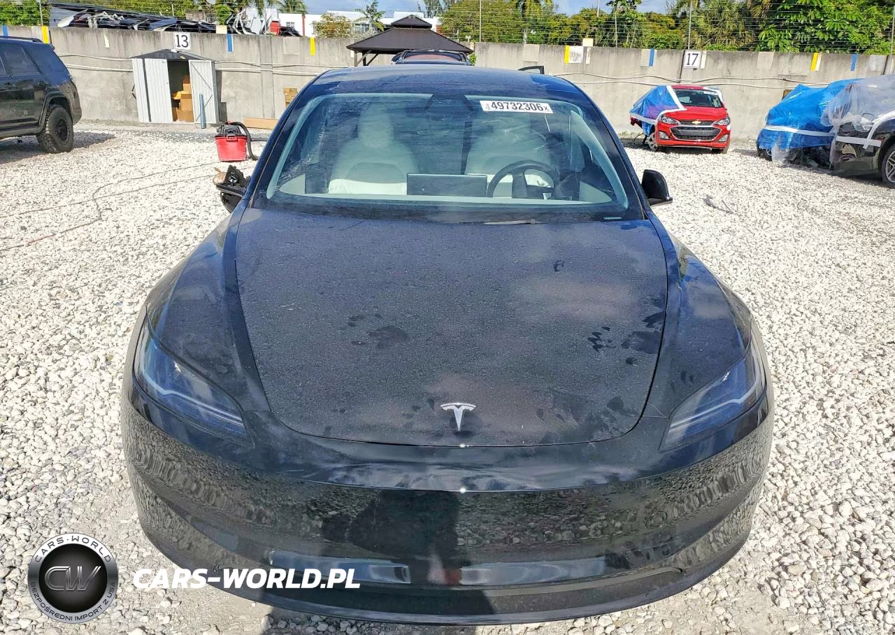 2025 Tesla Model 3 VIN:5YJ3E1EA4SF978365 - 5