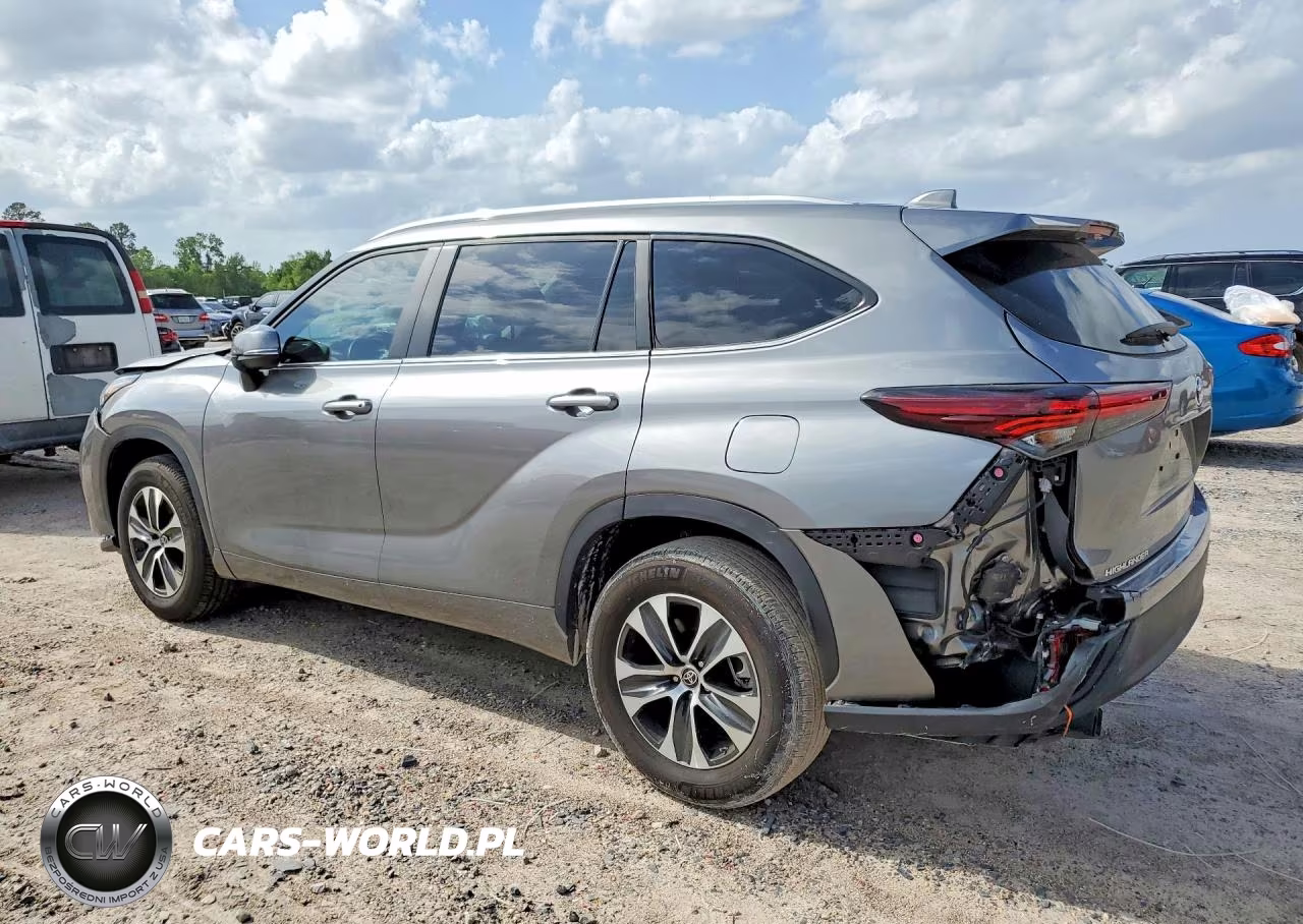 2025 Toyota Highlander Xle VIN:5TDKDRAH6SS551202 - 2