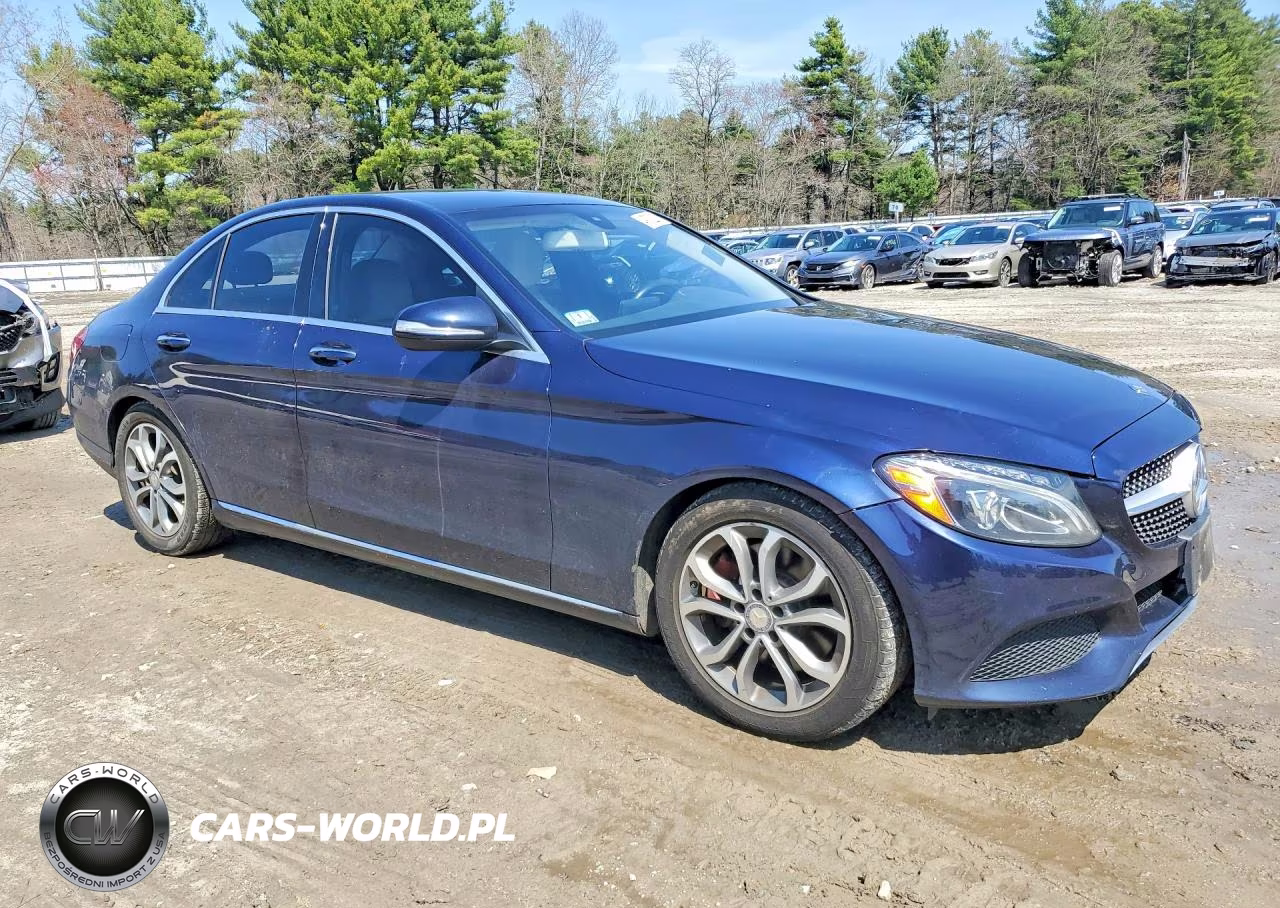 2015 Mercedes Benz C 300 4Matic VIN:55SWF4KB0FU009563 - 4