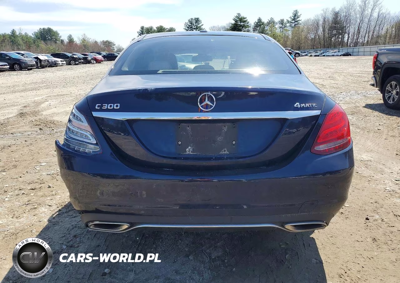 2015 Mercedes Benz C 300 4Matic VIN:55SWF4KB0FU009563 - 6