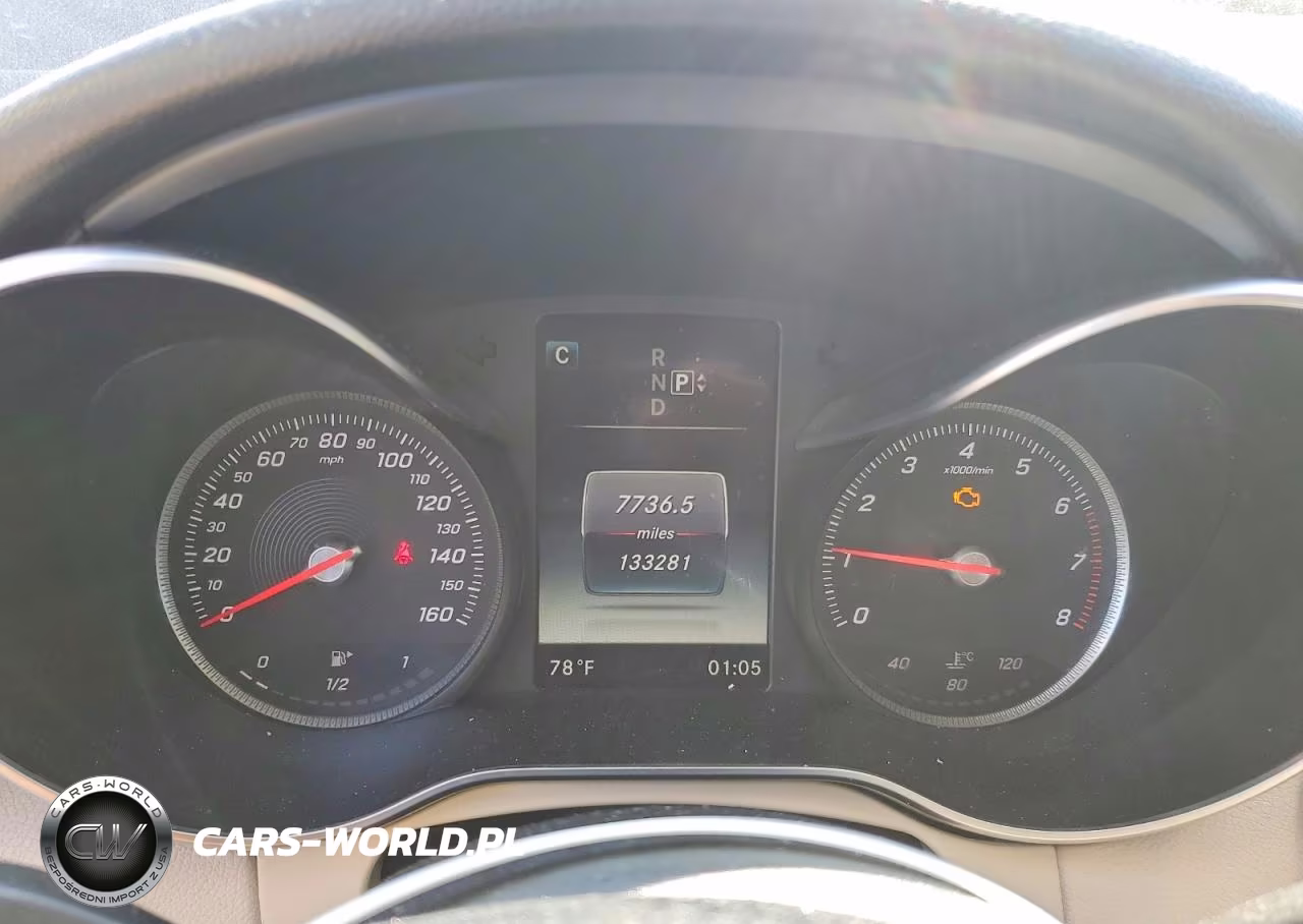 2015 Mercedes Benz C 300 4Matic VIN:55SWF4KB0FU009563 - 9