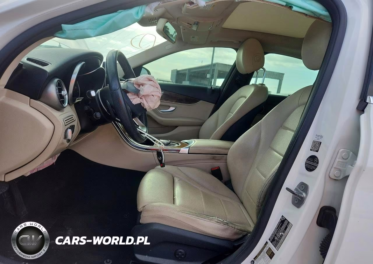 2017 Mercedes-Benz C 300 VIN:55SWF4JB1HU203099 - 7