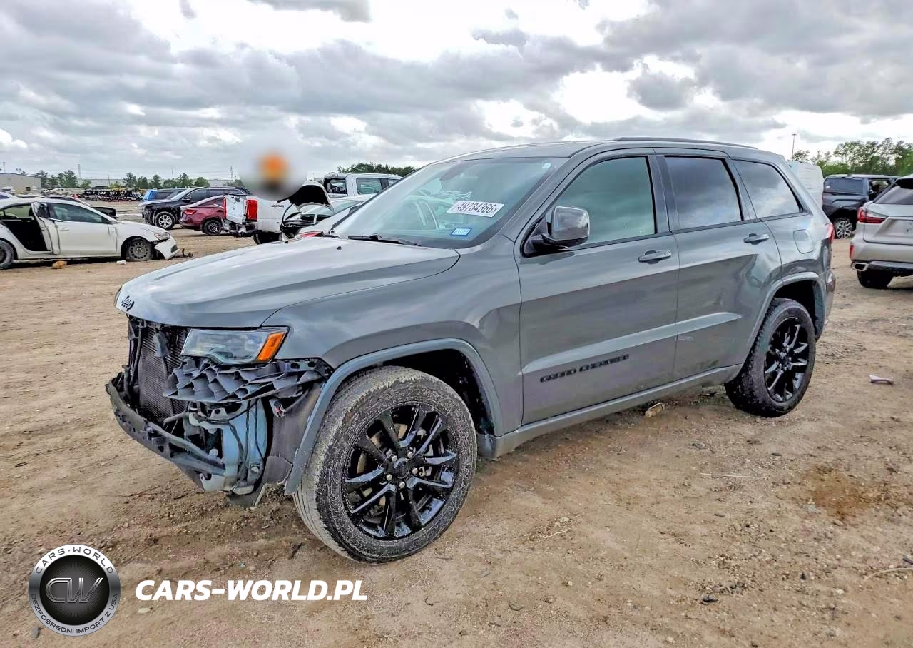 2020 Jeep Grand Cherokee Laredo