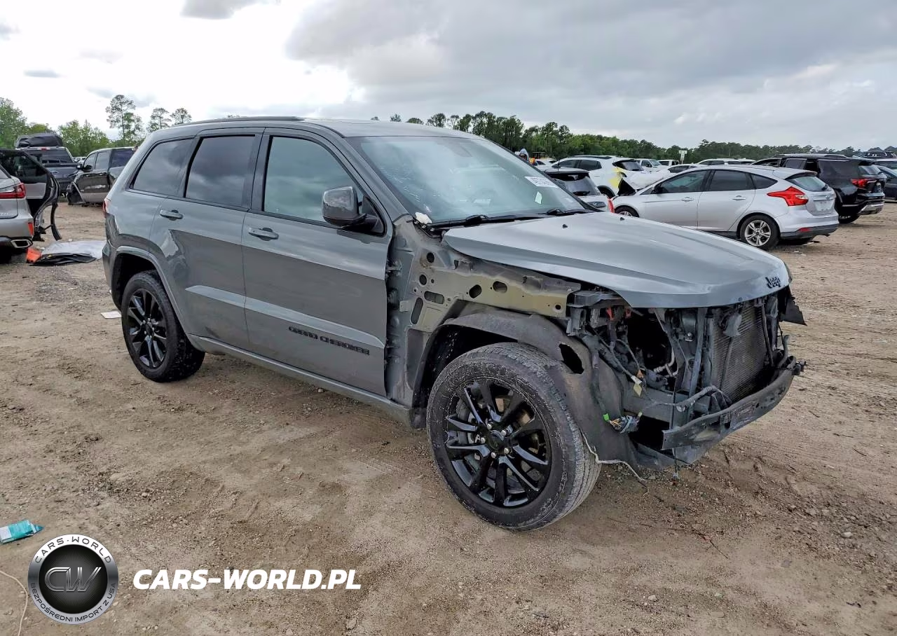 2020 Jeep Grand Cherokee Laredo VIN:1C4RJEAG9LC140452 - 4