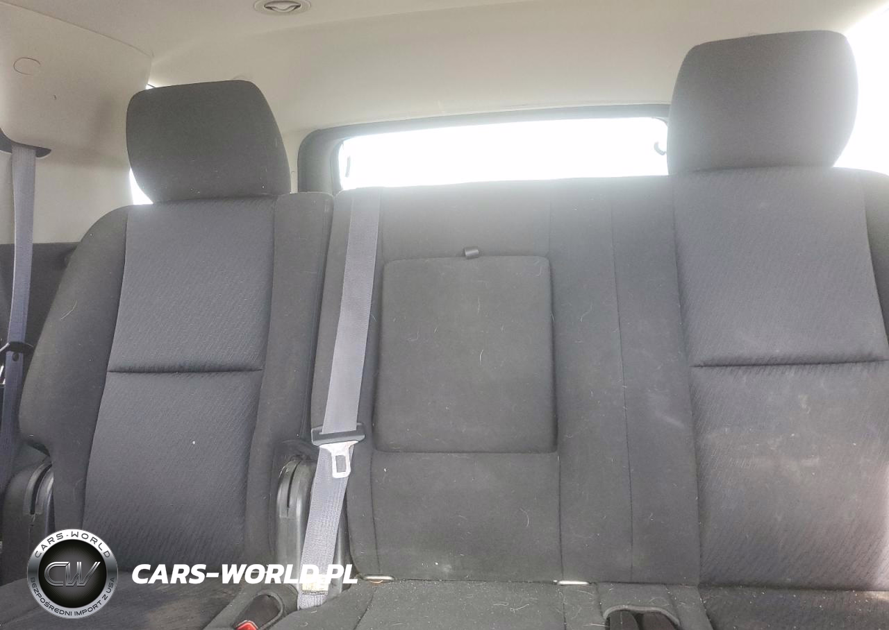2011 Chevrolet Tahoe C1500 Ls VIN:1GNSCAE06BR189600 - 10