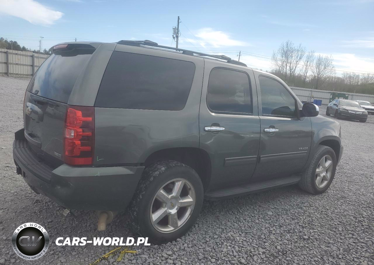 2011 Chevrolet Tahoe C1500 Ls VIN:1GNSCAE06BR189600 - 3