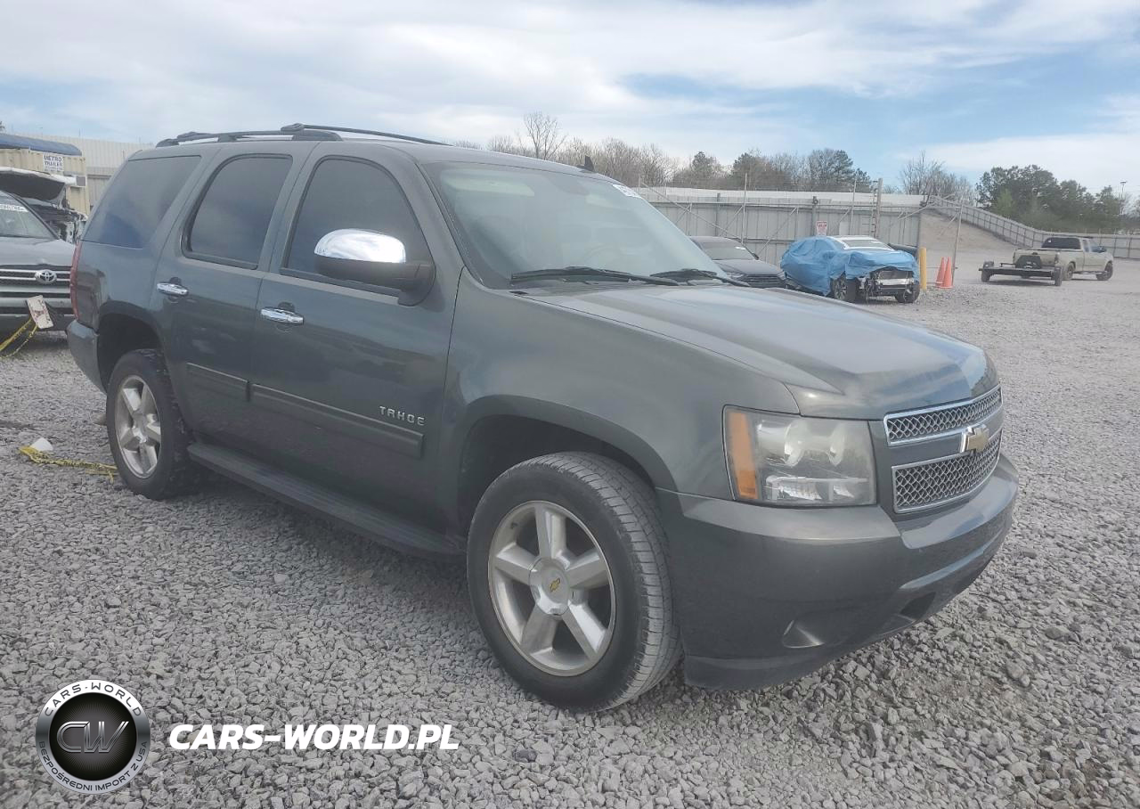 2011 Chevrolet Tahoe C1500 Ls VIN:1GNSCAE06BR189600 - 4