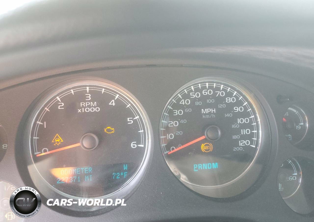 2011 Chevrolet Tahoe C1500 Ls VIN:1GNSCAE06BR189600 - 9