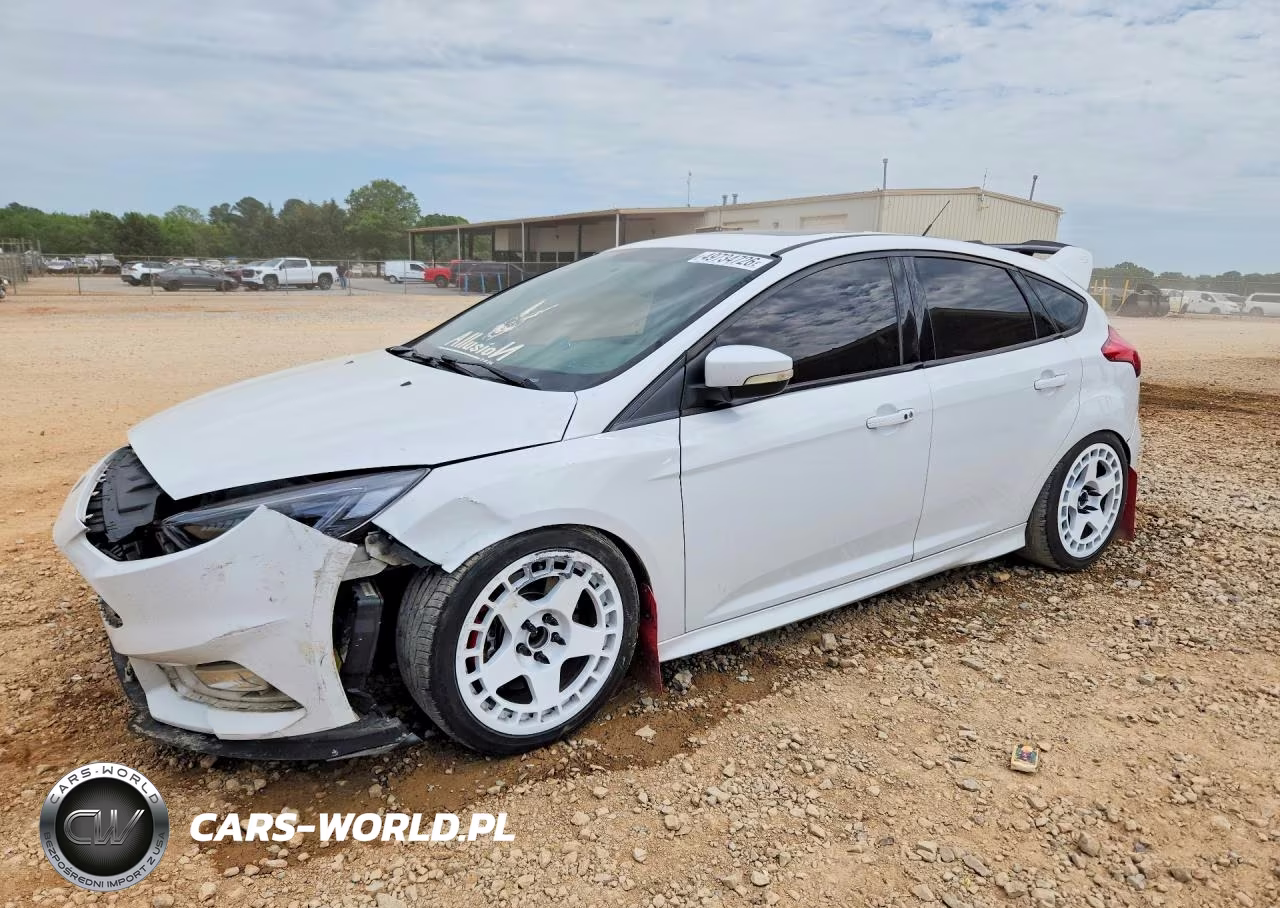 2015 Ford Focus St