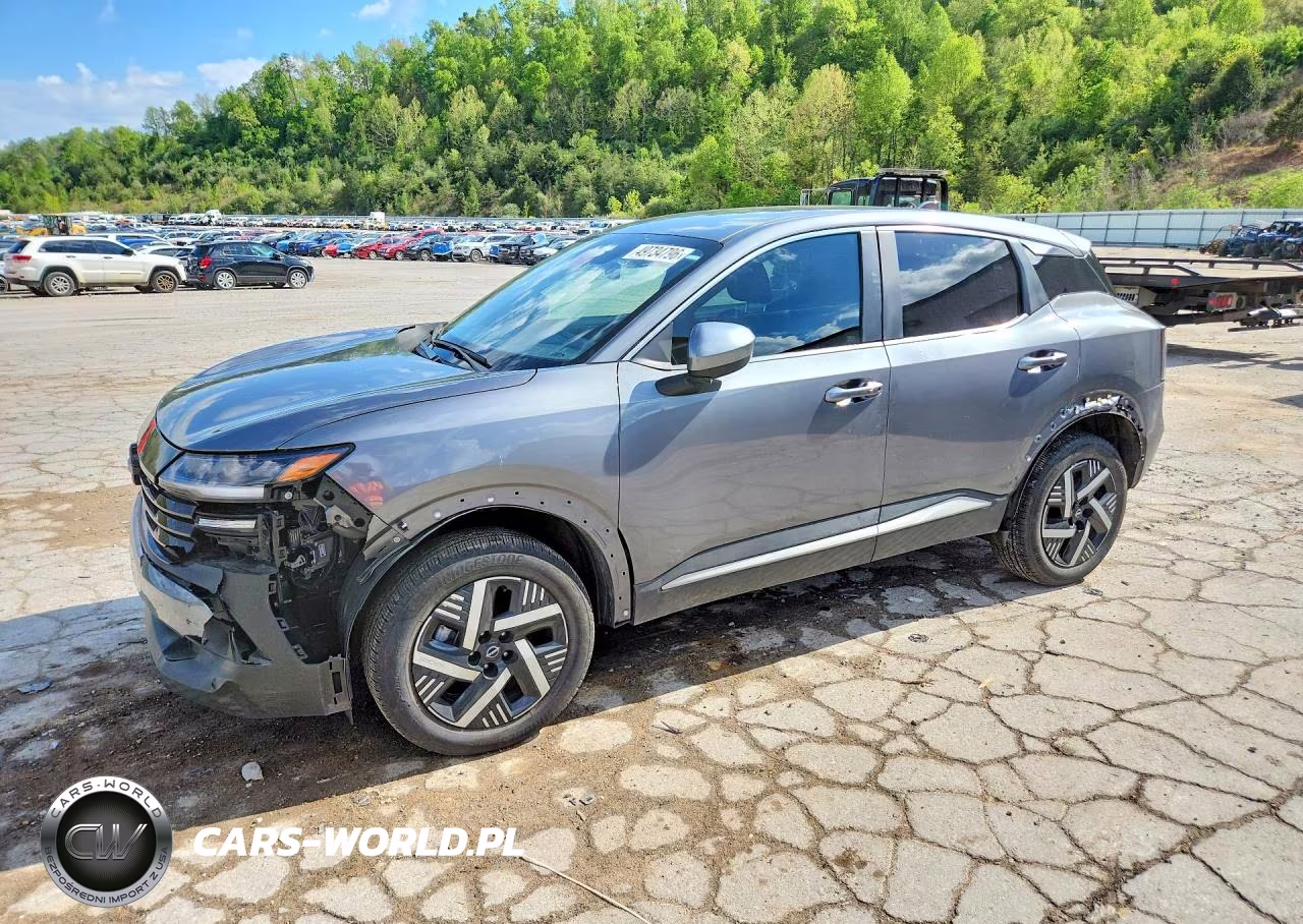 2025 Nissan Kicks Sv