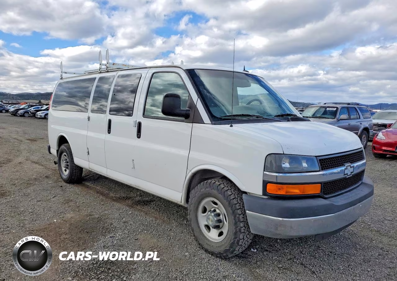 2015 Chevrolet Express G3500 Lt VIN:1GAZG1FG6F1171666 - 4