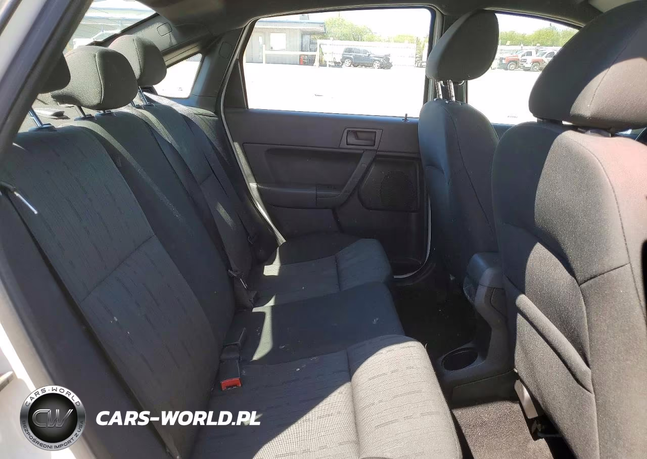 2010 Ford Focus Se VIN:1FAHP3FN9AW272781 - 10