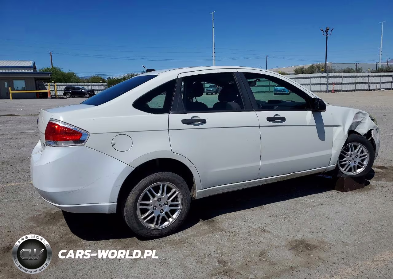 2010 Ford Focus Se VIN:1FAHP3FN9AW272781 - 3