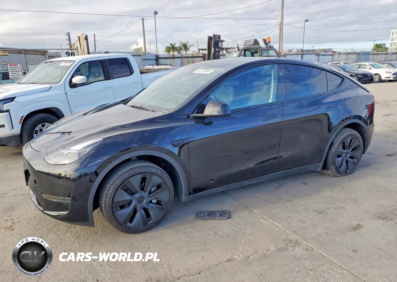 2025 Tesla Model Y Long Range Dual Motor Rear-Wheel Drive