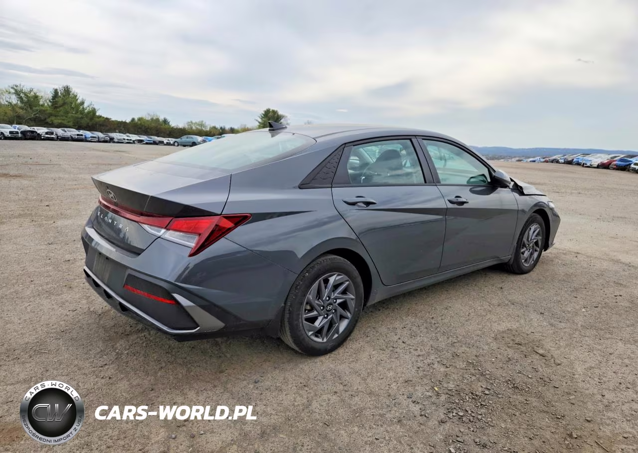 2024 Hyundai Elantra Sel VIN:KMHLM4DG9RU682054 - 3