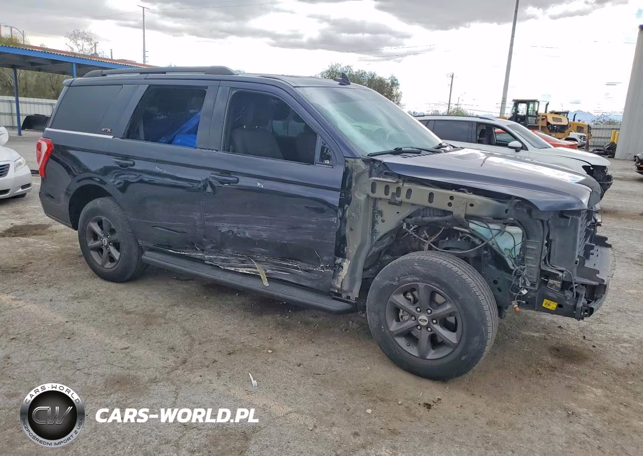 2021 Ford Expedition Xl VIN:1FMJU1FT9MEA28917 - 4