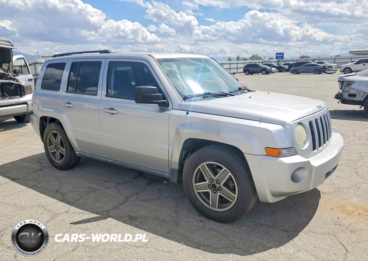 2010 Jeep Patriot Sport VIN:1J4NF2GB7AD512981 - 4