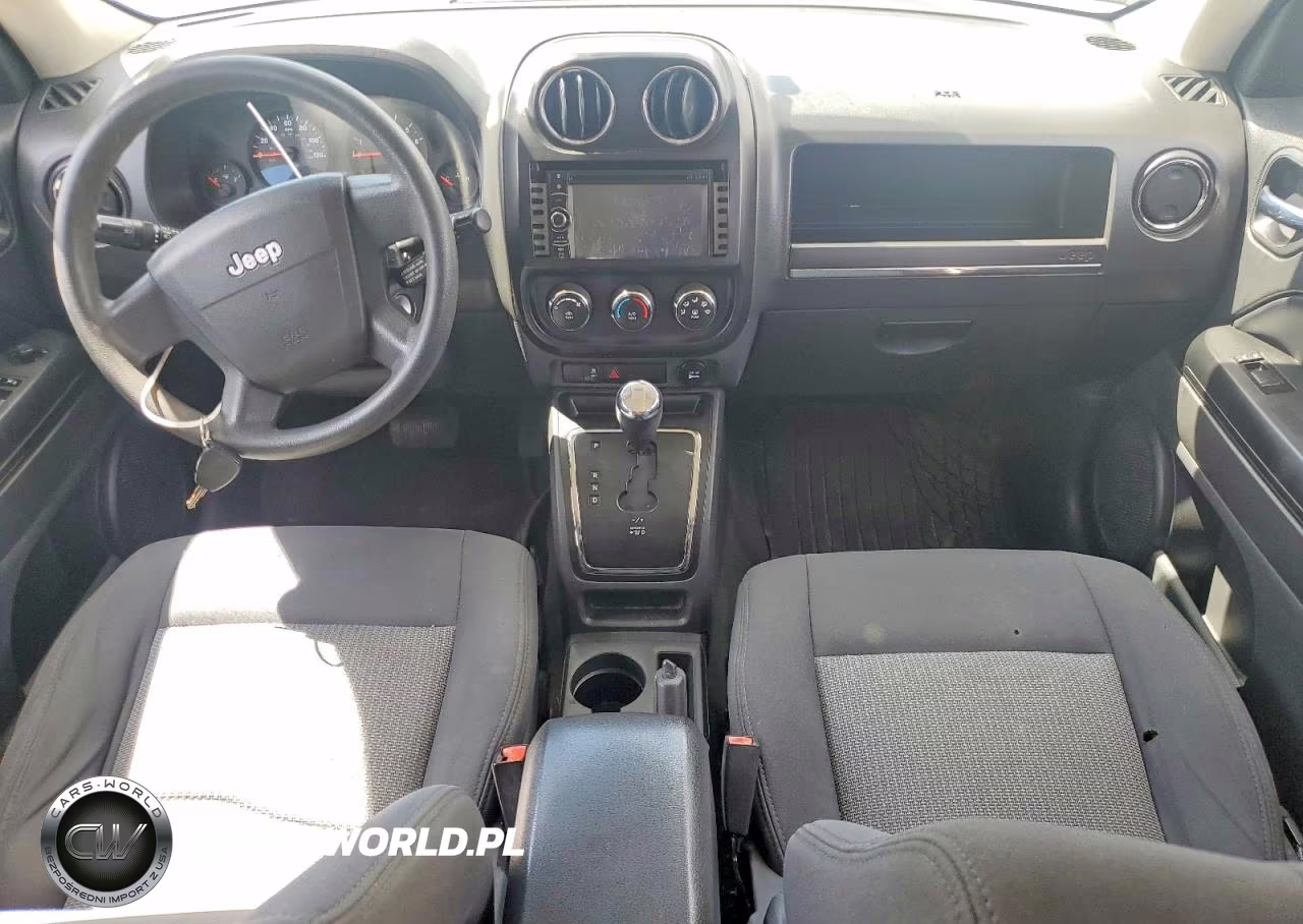 2010 Jeep Patriot Sport VIN:1J4NF2GB7AD512981 - 8
