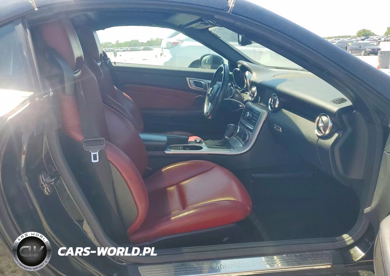 2012 Mercedes-Benz Slk 350 VIN:WDDPK5HA1CF038332 - 10
