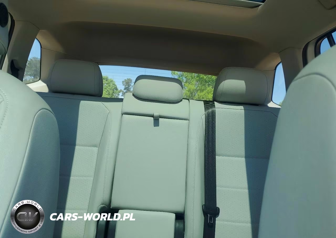 2018 Volkswagen Tiguan Se VIN:3VV2B7AX3JM004292 - 10