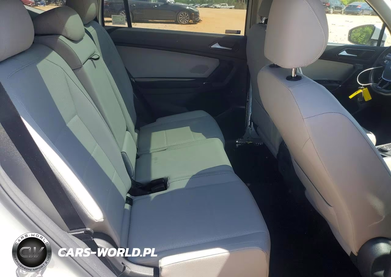 2018 Volkswagen Tiguan Se VIN:3VV2B7AX3JM004292 - 11