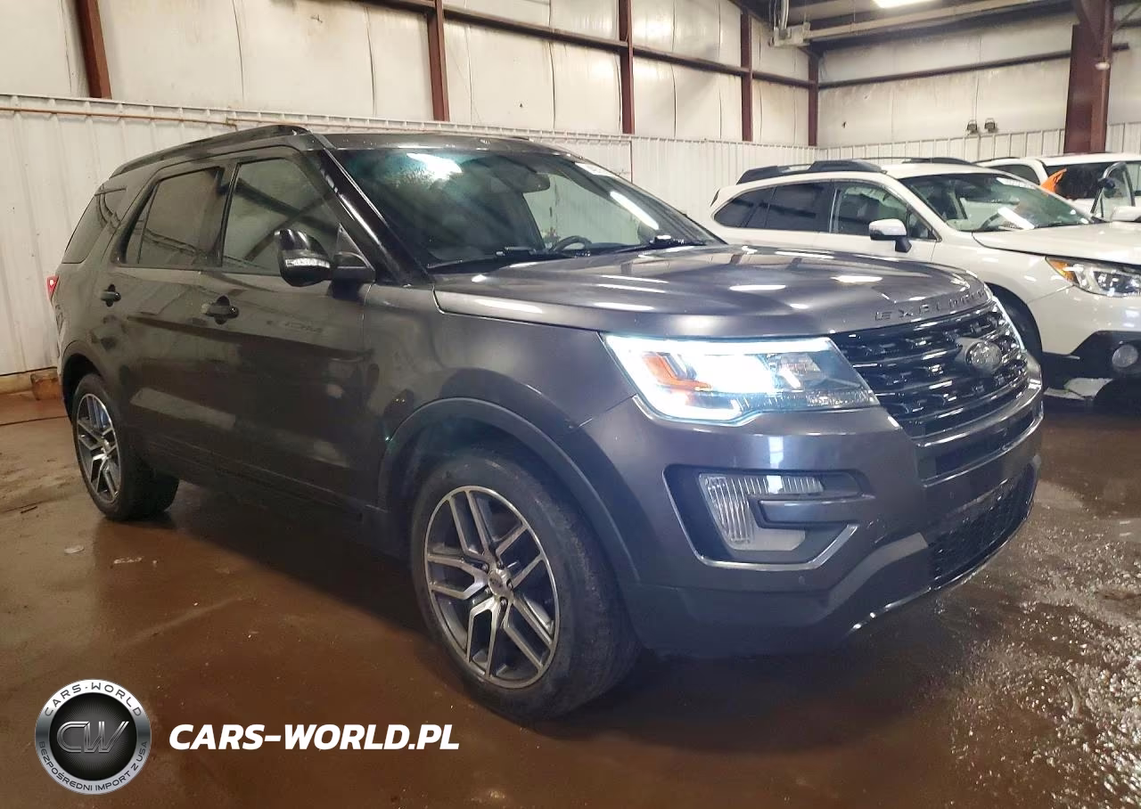 2017 Ford Explorer Sport VIN:1FM5K8GT4HGA98575 - 4