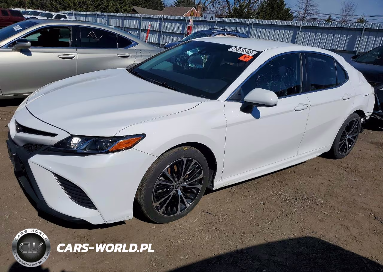 2018 Toyota Camry Se – zdjęcie 1 z 12