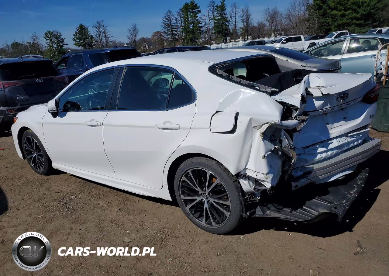 2018 Toyota Camry Se VIN:4T1B11HK4JU643894 - 2