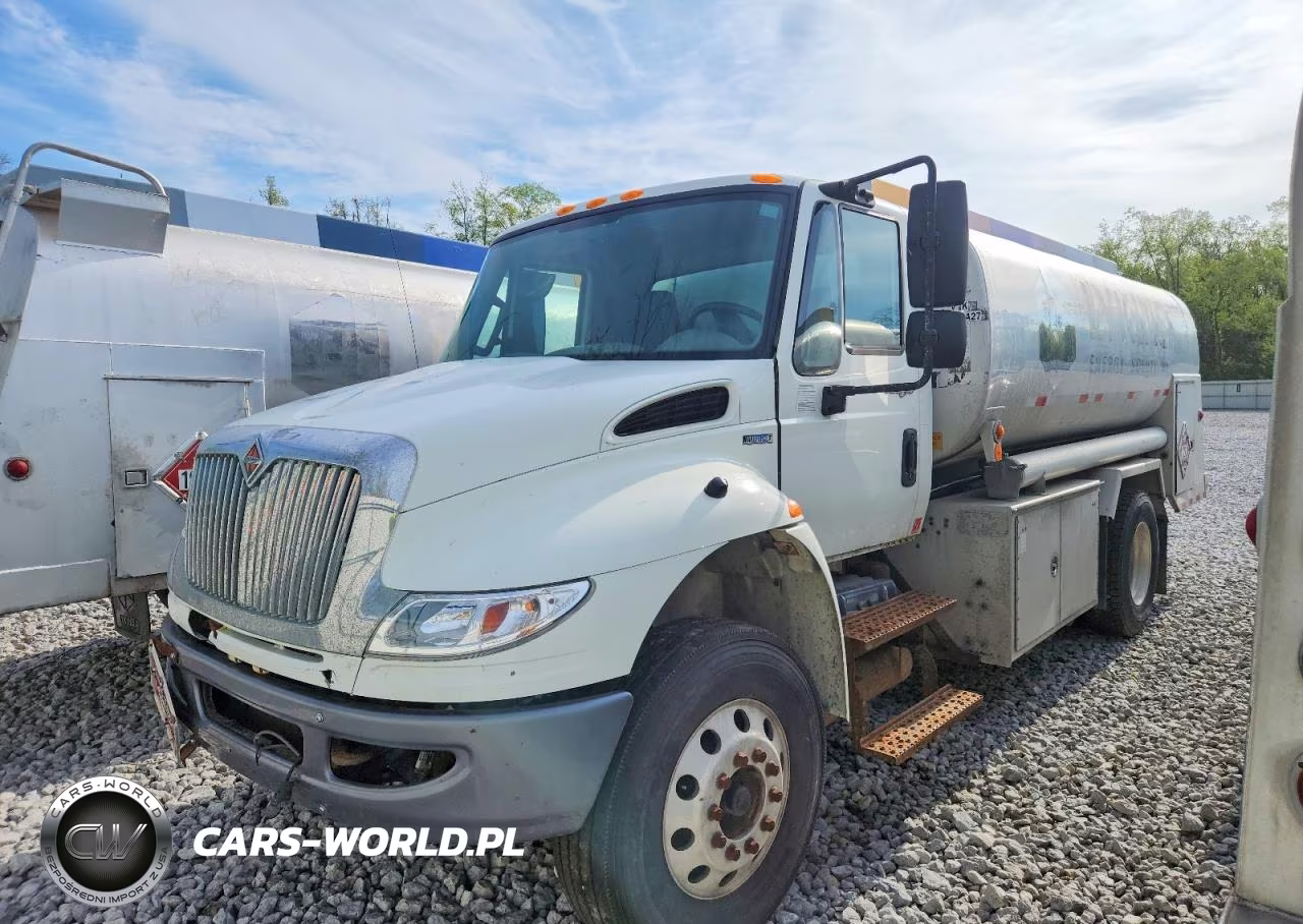 2011 International 4400 Fuel - Lube Truck VIN:1HTMKAAN5BH330476 - 2