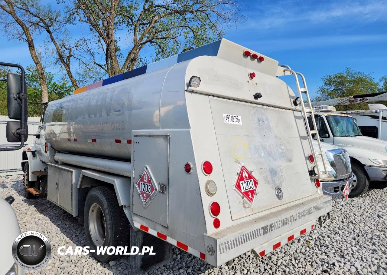 2011 International 4400 Fuel - Lube Truck VIN:1HTMKAAN5BH330476 - 3