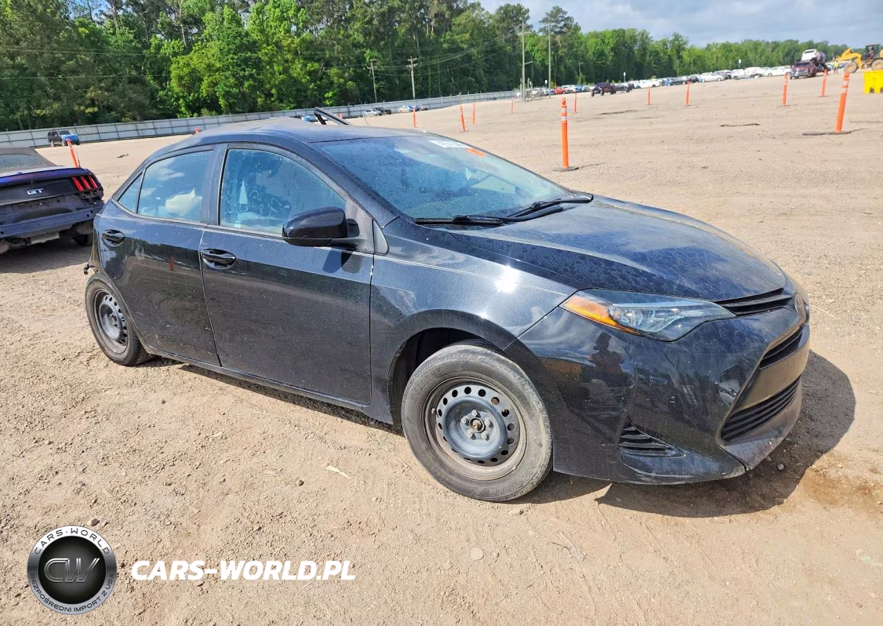 2019 Toyota Corolla L VIN:5YFBURHE2KP856748 - 4