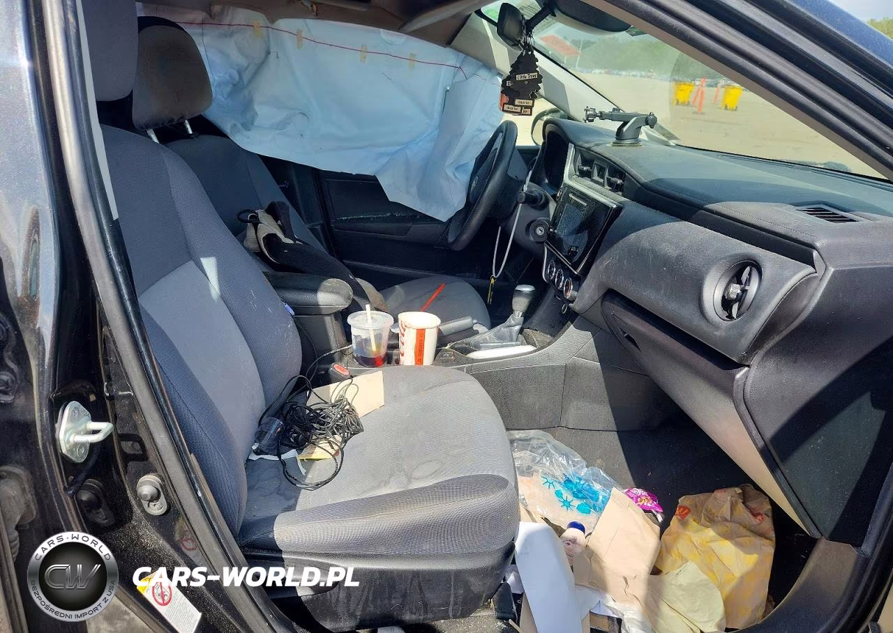 2019 Toyota Corolla L VIN:5YFBURHE2KP856748 - 7