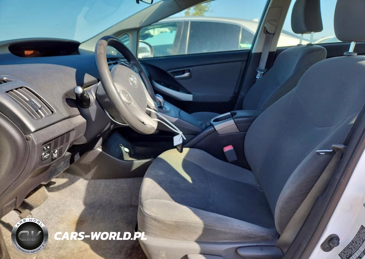 2012 Toyota Prius Two VIN:JTDKN3DU9C5495587 - 7