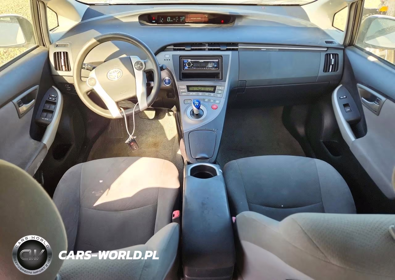 2012 Toyota Prius Two VIN:JTDKN3DU9C5495587 - 8