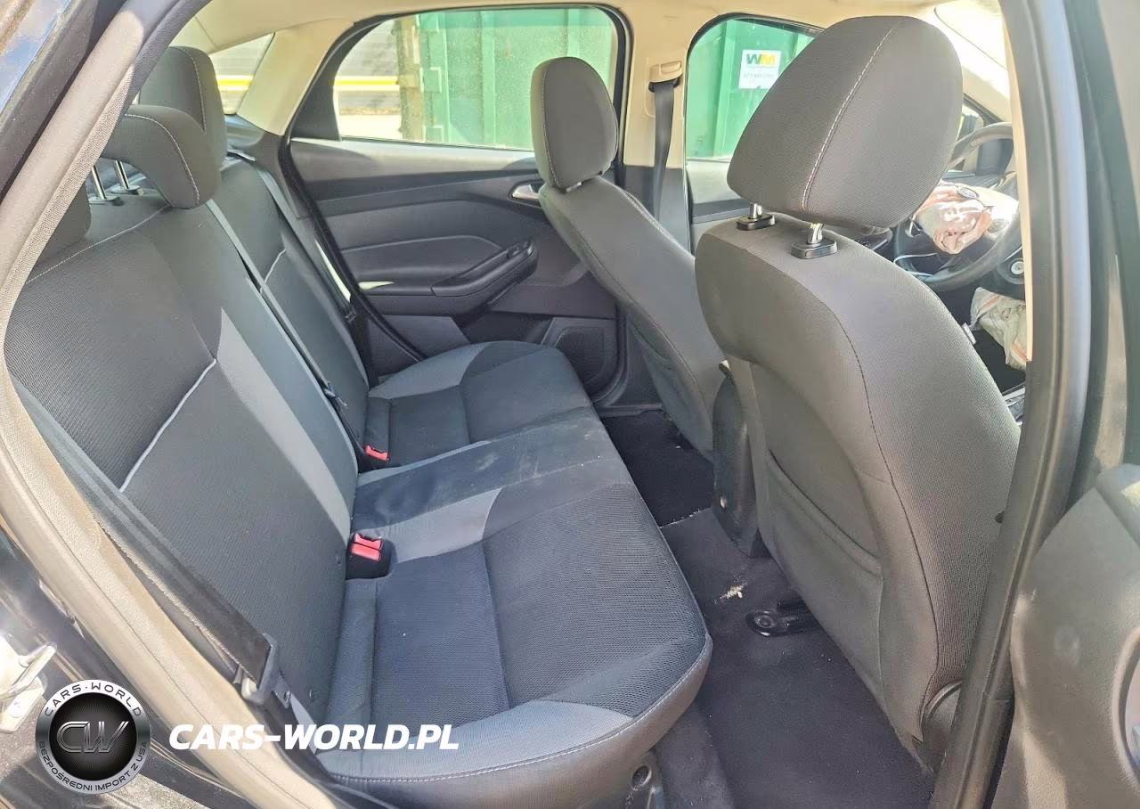 2014 Ford Focus Se VIN:1FADP3F26EL379217 - 10